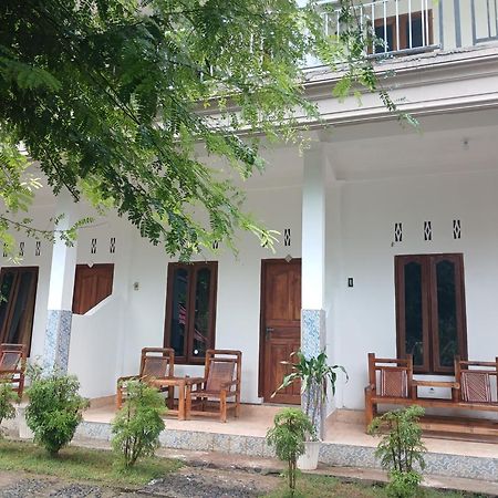 Roby Homestay Kuta  Εξωτερικό φωτογραφία