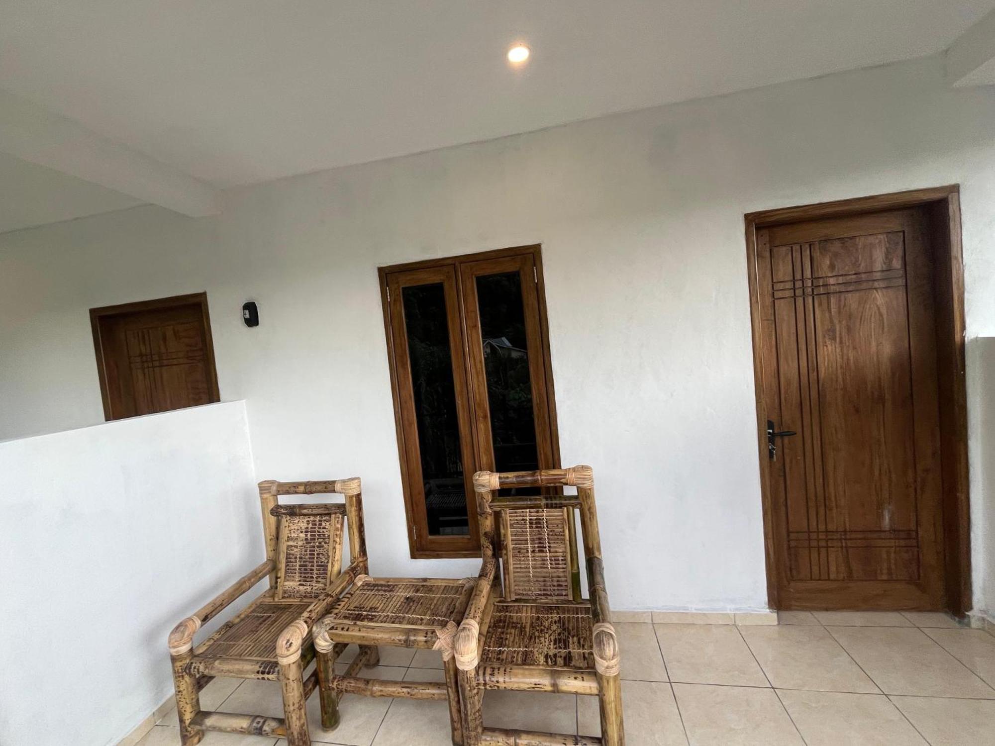 Roby Homestay Kuta  Εξωτερικό φωτογραφία